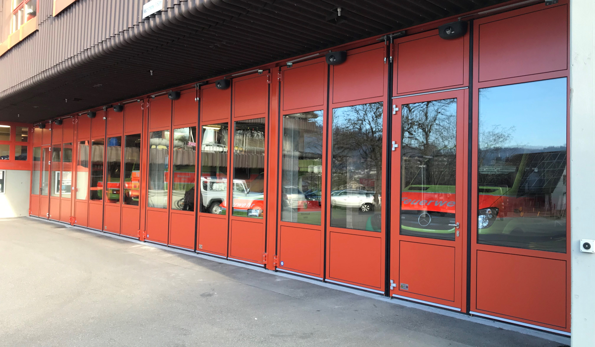 falttor-alpgate-werkhof-baretswil