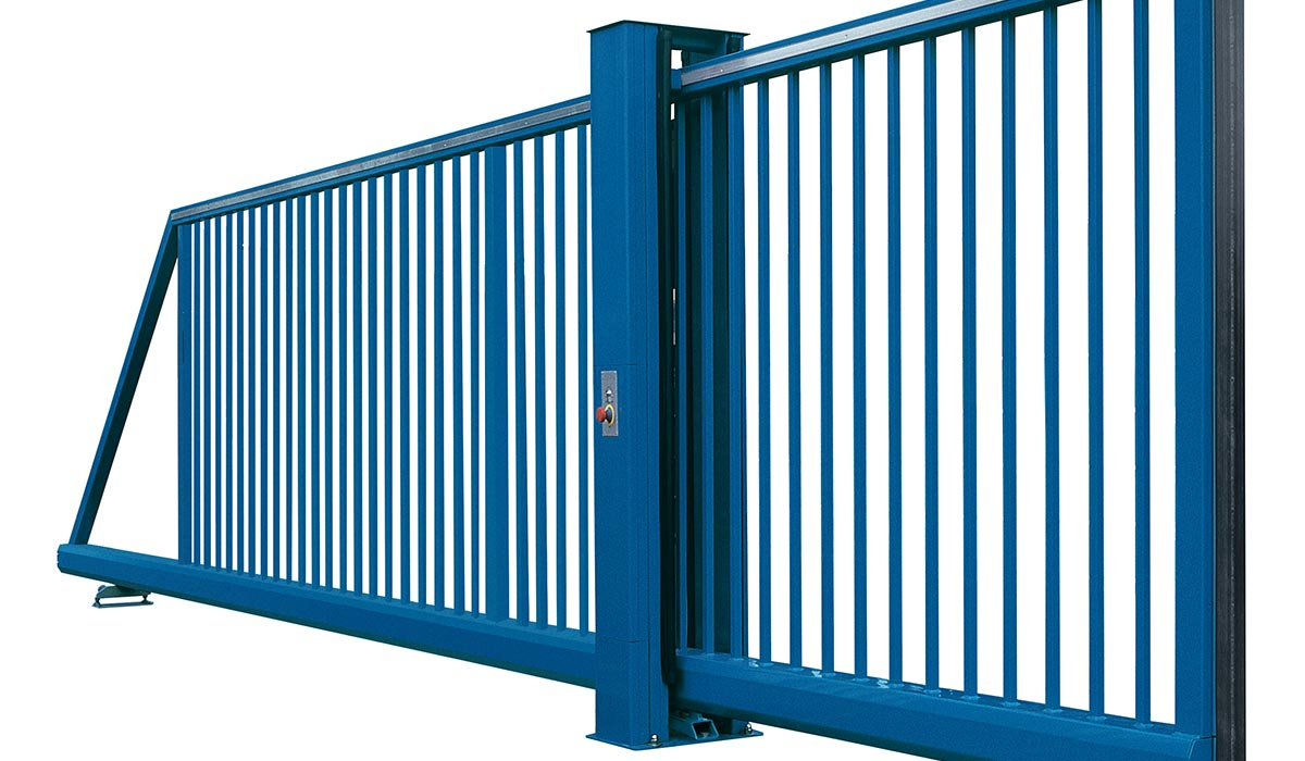 hofschiebetor-hoermann-stahl-perimeter-protection-arealabschluss-farbig-lackiert