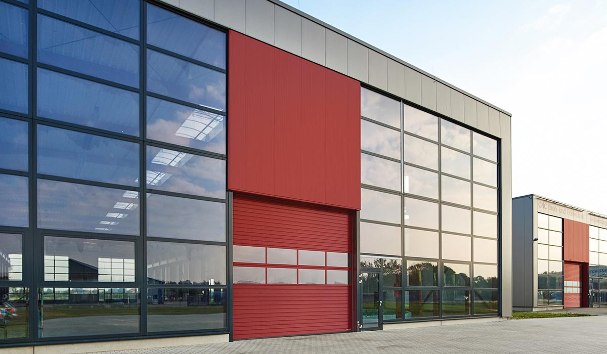 industriesektionaltor-industrietor-hoermann-rot