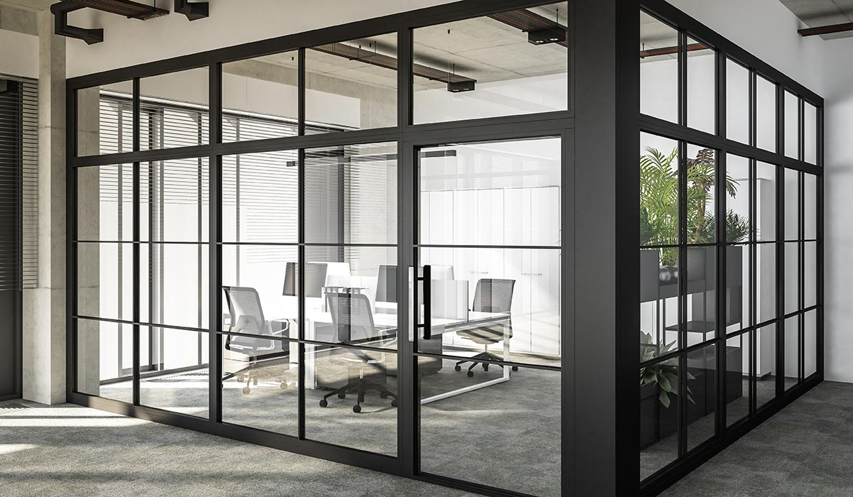 lofttuer-vollglastuer-hoermann-loftbau-einfluegelig-sitzungszimmer-glasraum