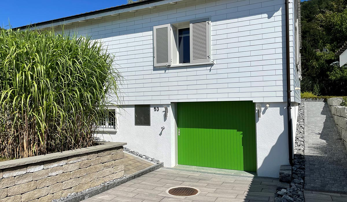 rundumtor-sondertor-rundlauftor-spezialtor-aluminiumtor-gruen