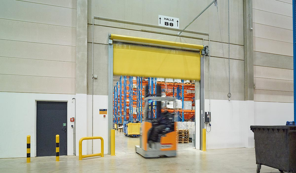 schnelllauftor-hoermann-speedtor-pvc-tor-plastiktor-gelb
