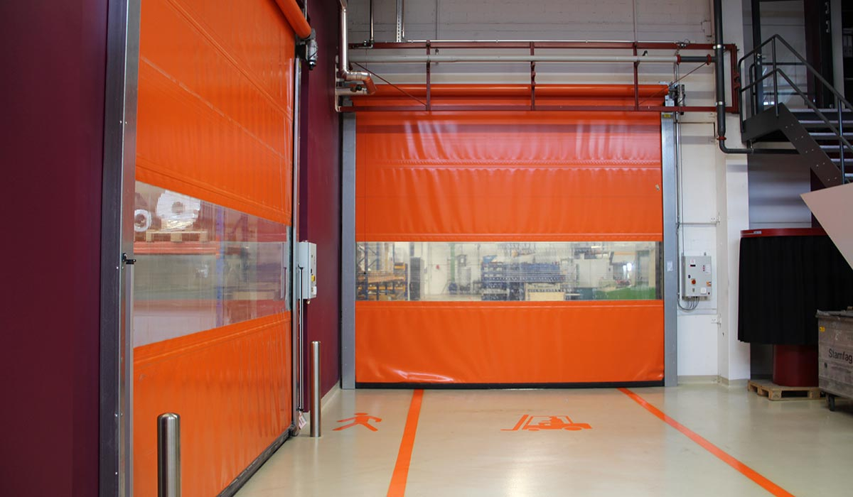 schnelllauftor-hoermann-speedtor-pvc-tor-plastiktor-orange-v5015-3